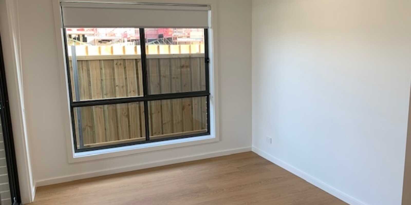 8 Contour Rd Austral