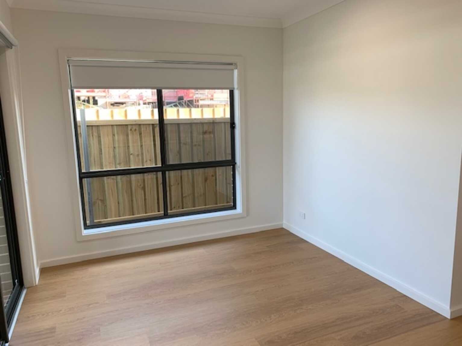 8 Contour Rd Austral