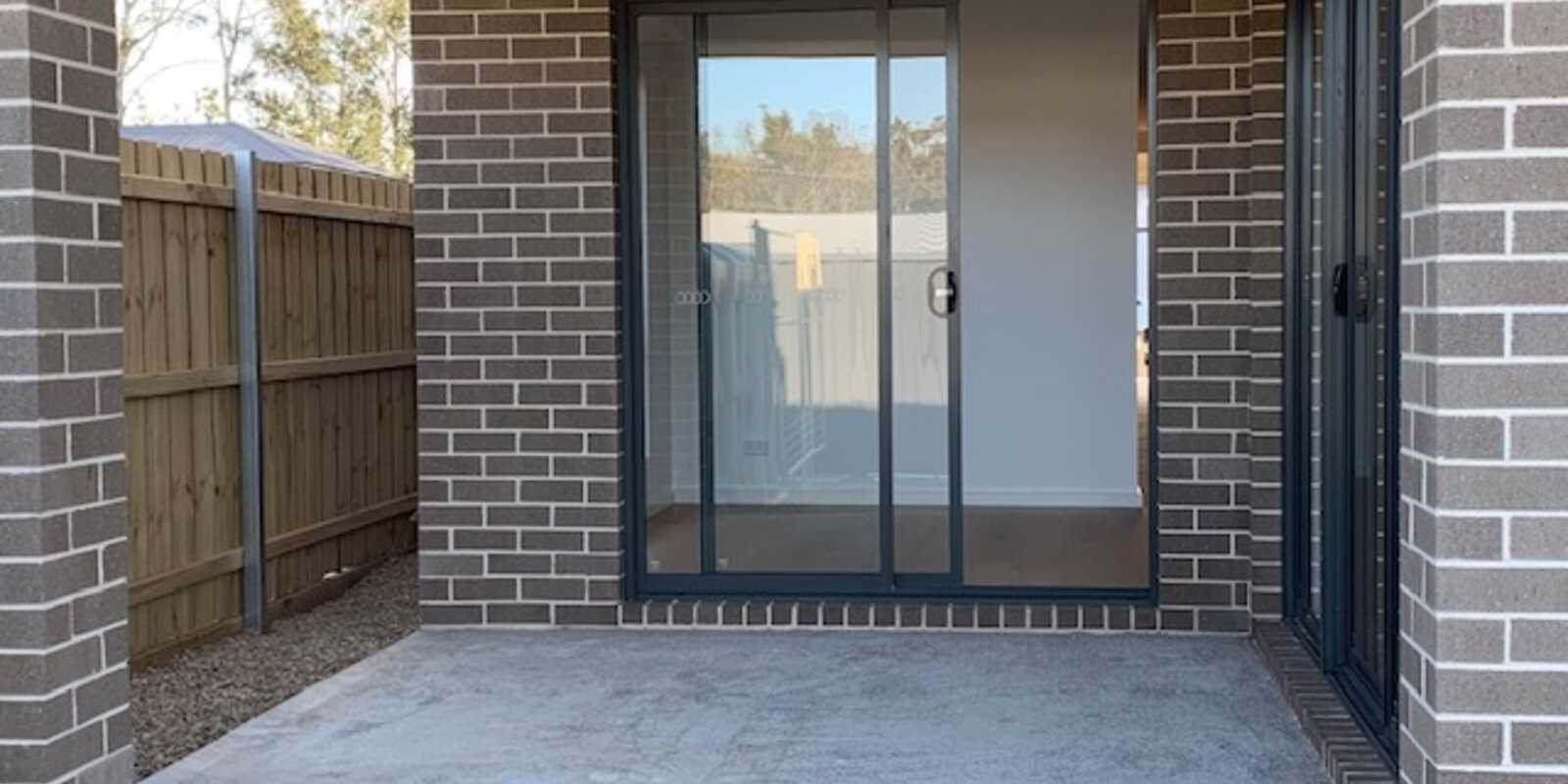 8 Contour Rd Austral