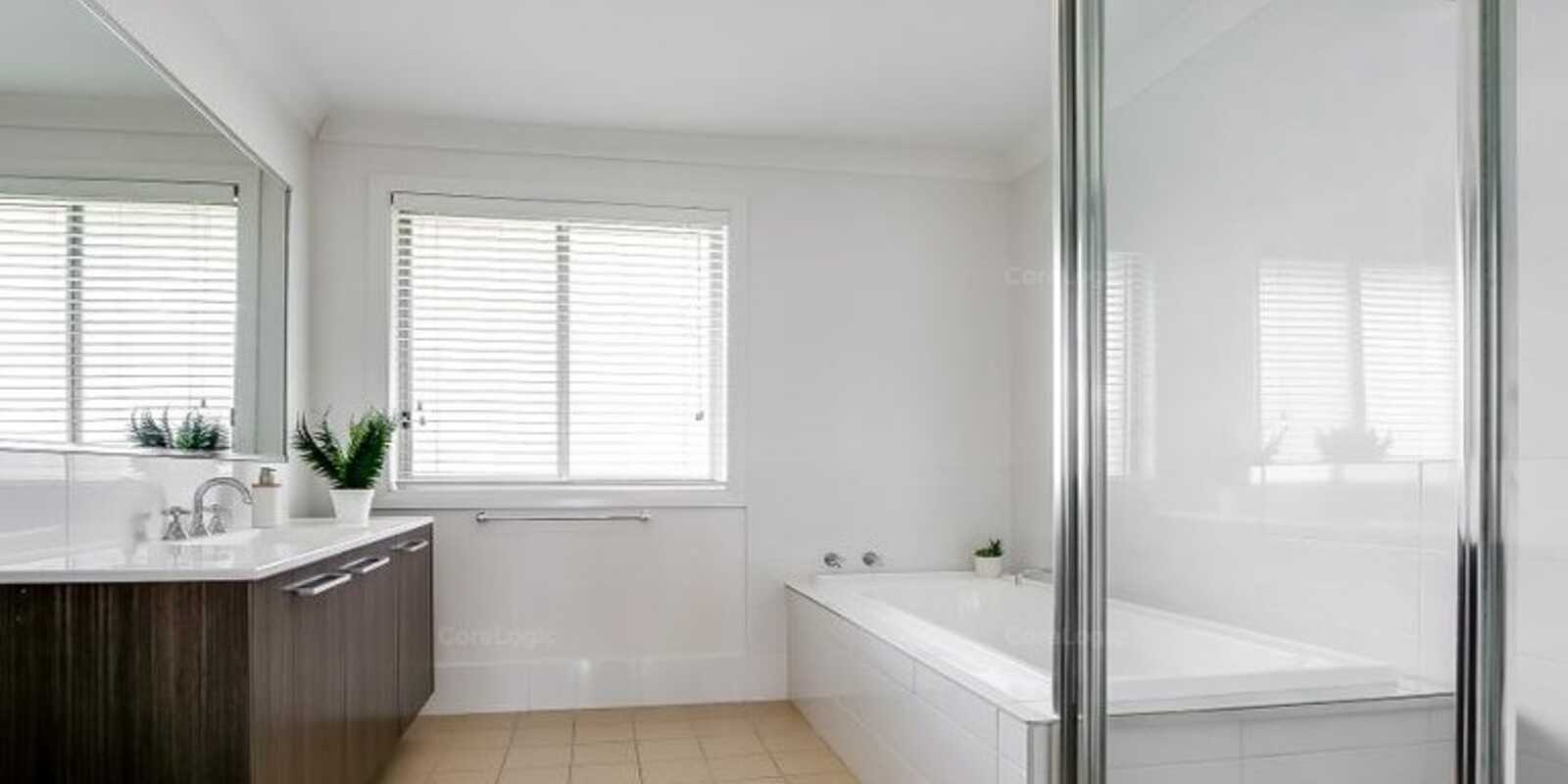 111 Hemsworth Ave Middleton Grange