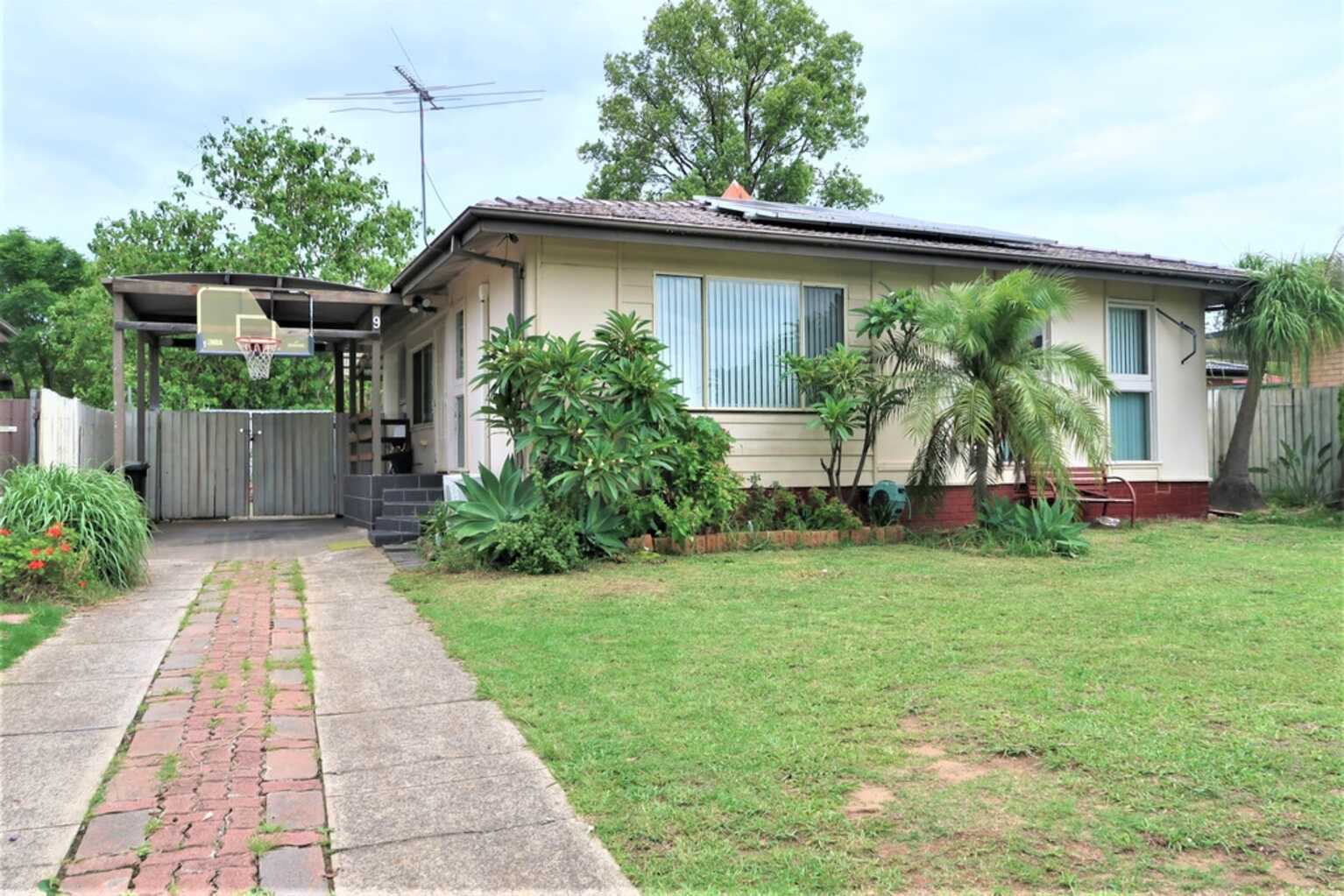 9 Berrigan Cres Macquarie Fields