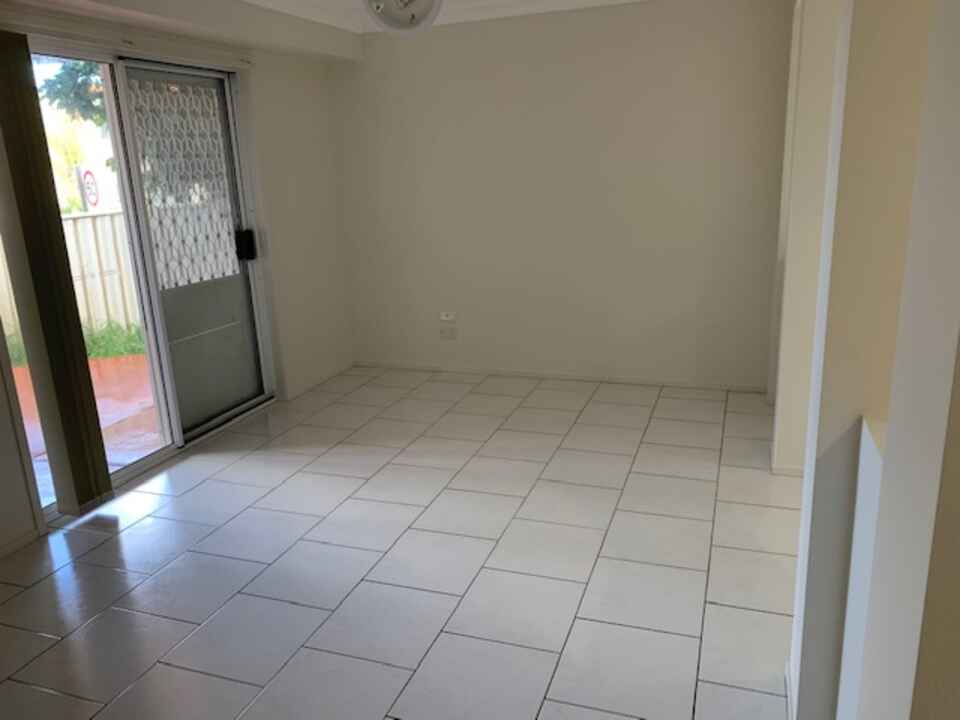 1a Alt Close West Hoxton