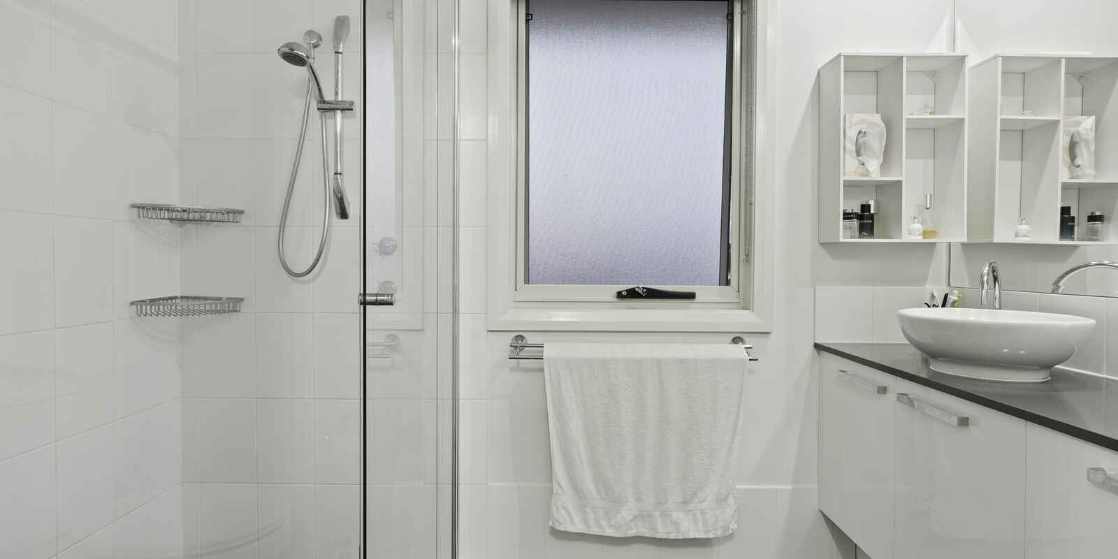 10 Rosebank Avenue Elizabeth Hills 10 Rosebank Avenue Elizabeth Hills