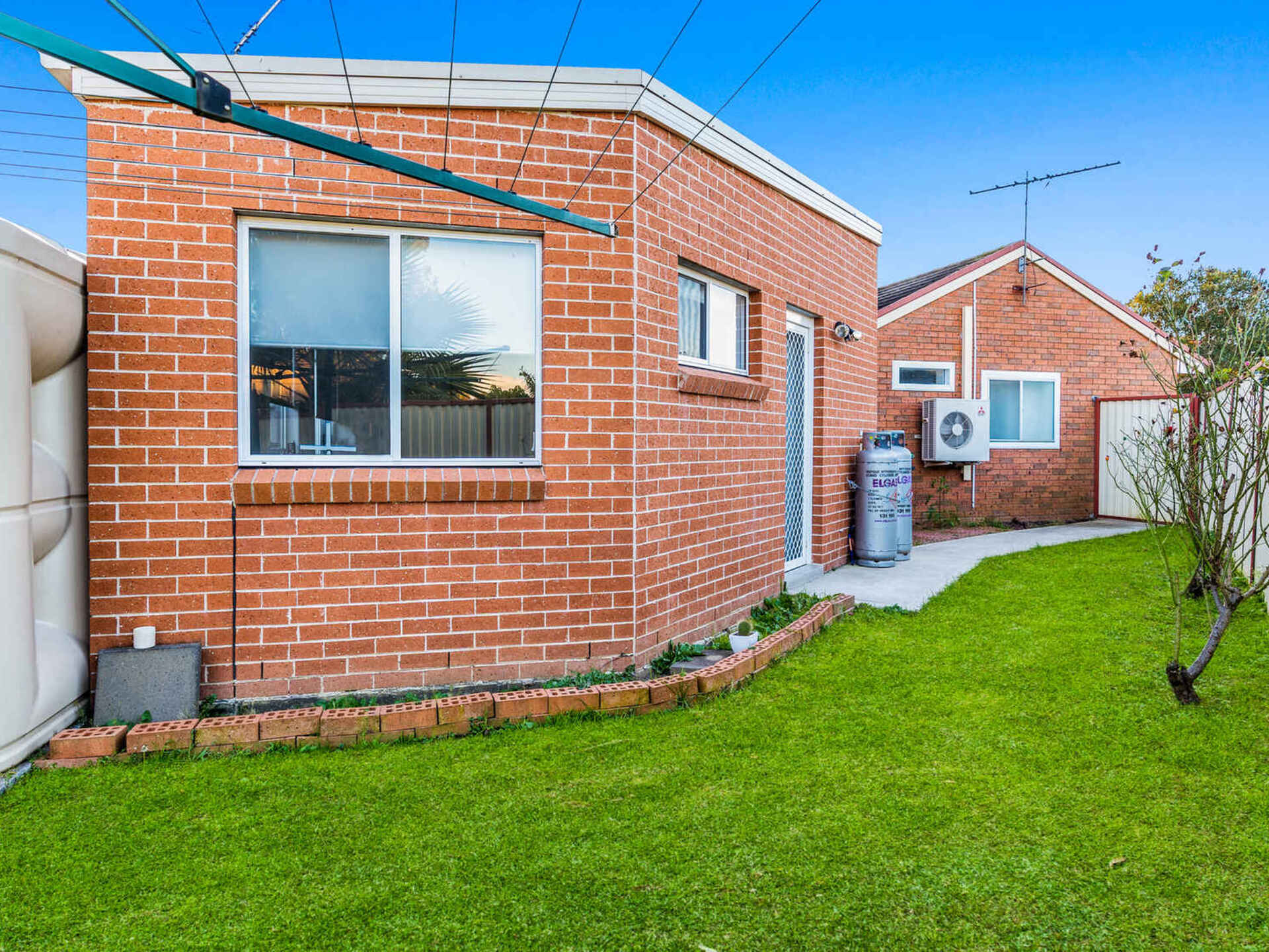 15a Byron Bay Close Hoxton Park