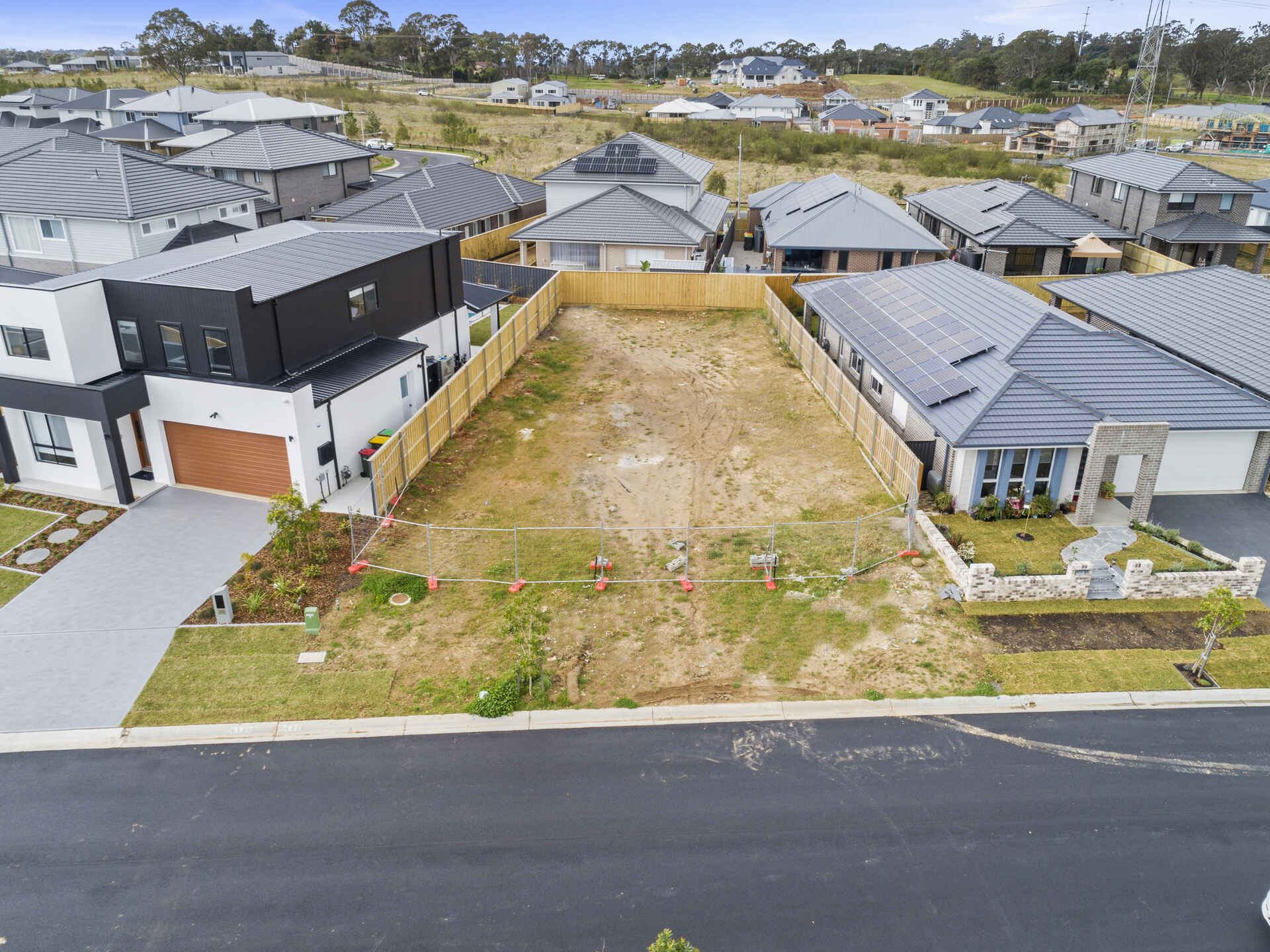 27 Crest Road Gledswood Hills