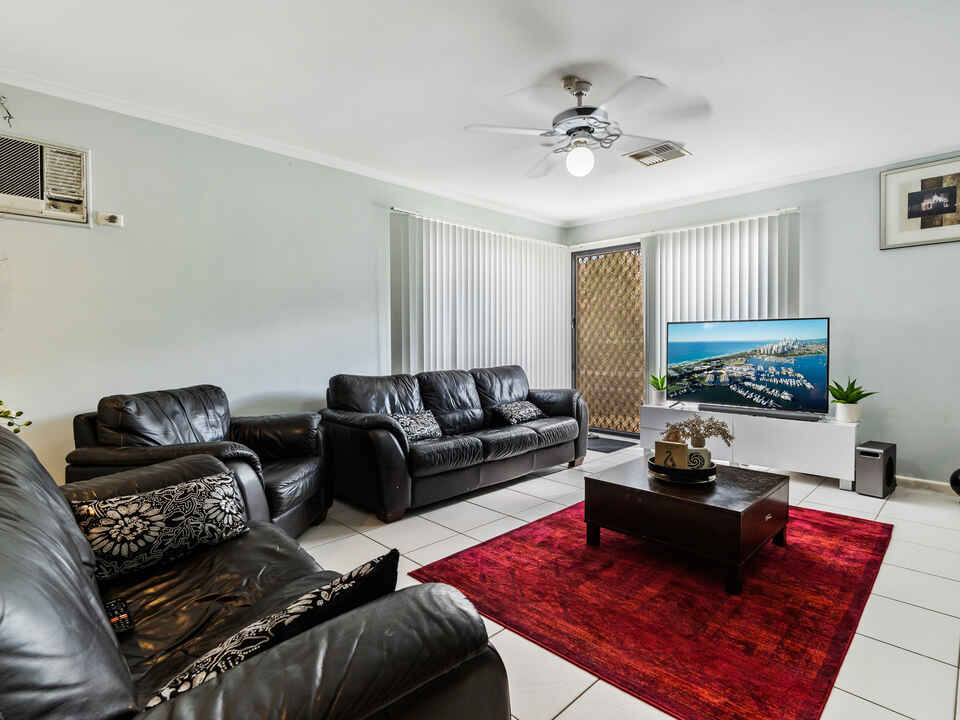 219 Pacific Palms Circuit Hoxton Park