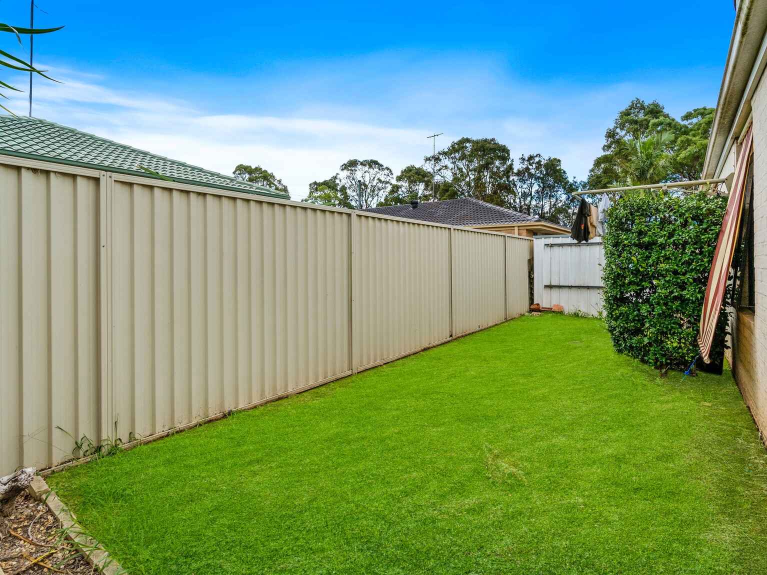 House For Sale 219 Pacific Palms Circuit Hoxton Park