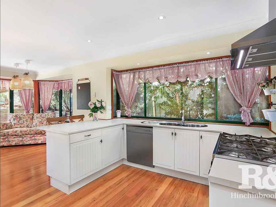 12 Packenham Place Mount Annan