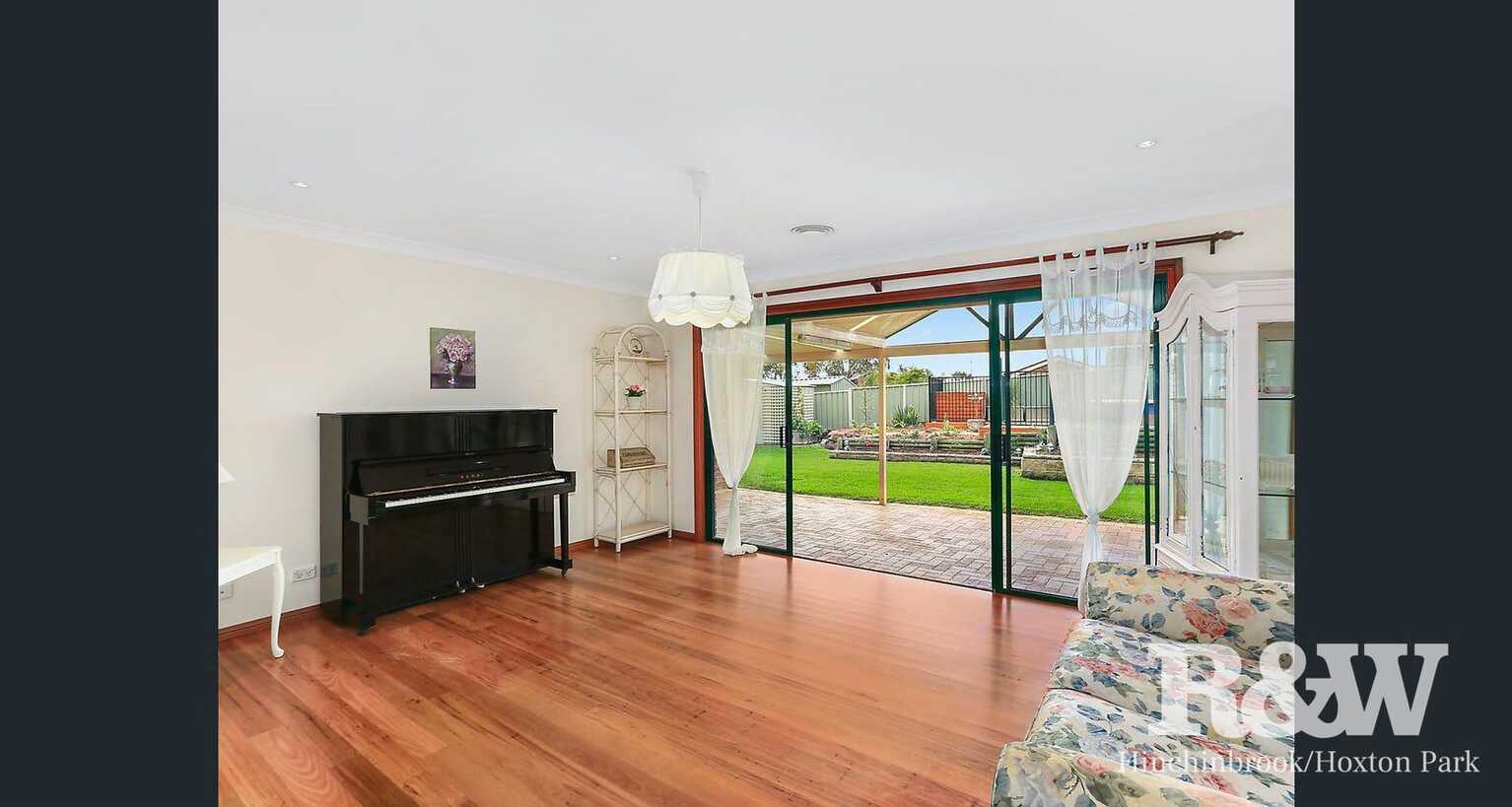 12 Packenham Place Mount Annan 12 Packenham Place Mount Annan