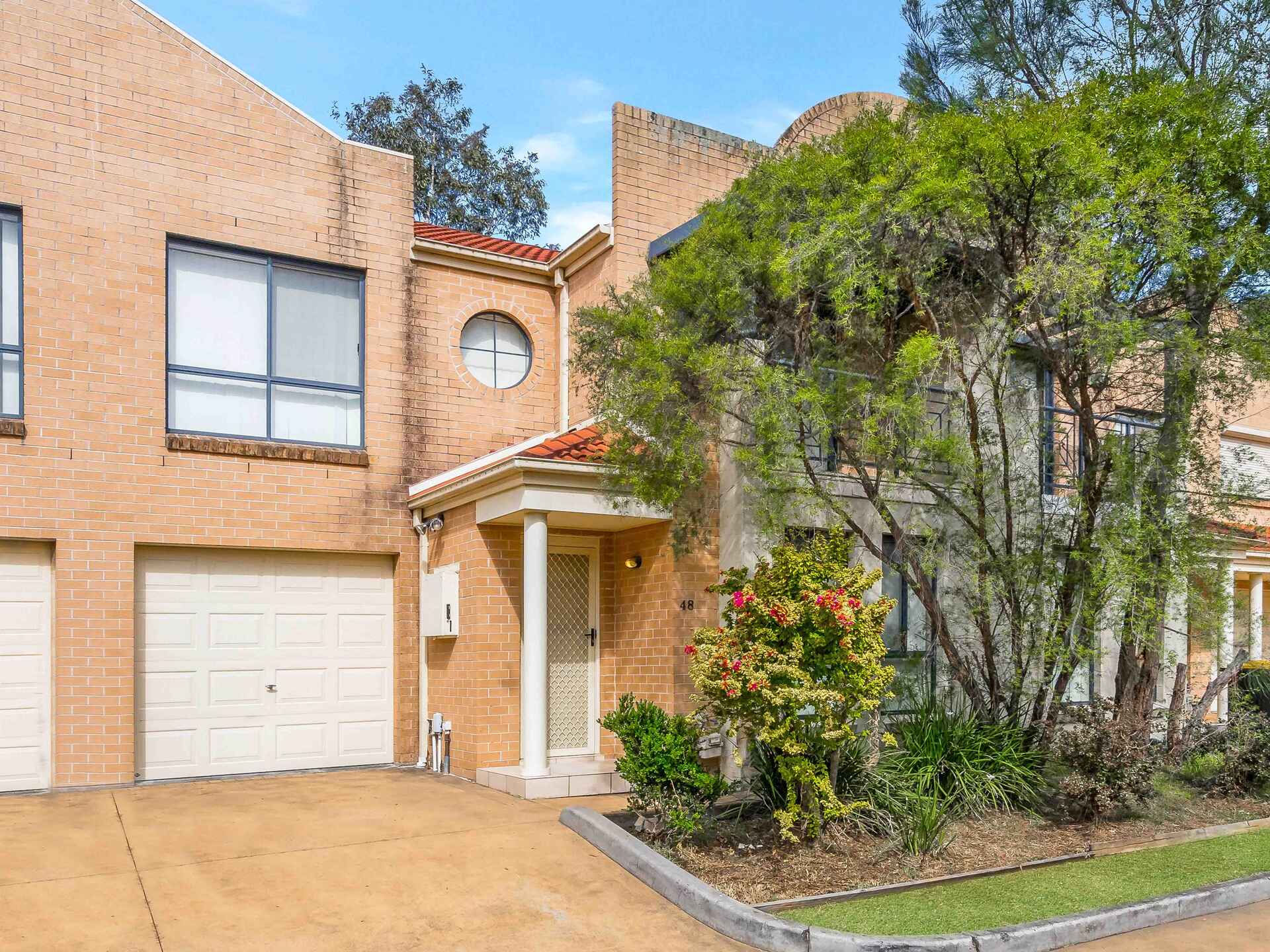 48 Coffs Harbour Avenue Hoxton Park