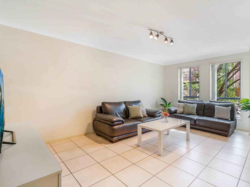 48 Coffs Harbour Avenue Hoxton Park