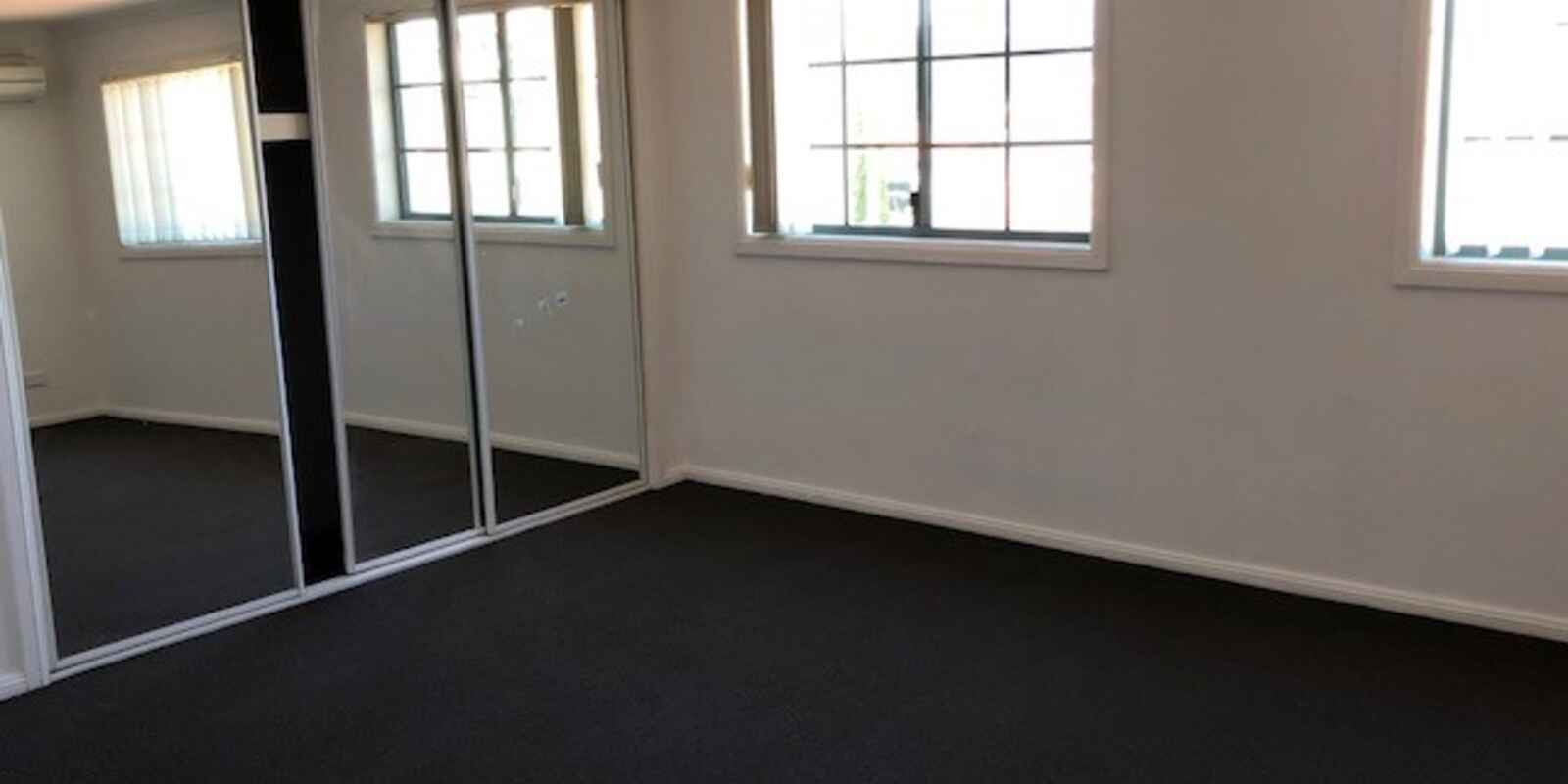 1B Skain Place Horningsea Park 1B Skain Place Horningsea Park