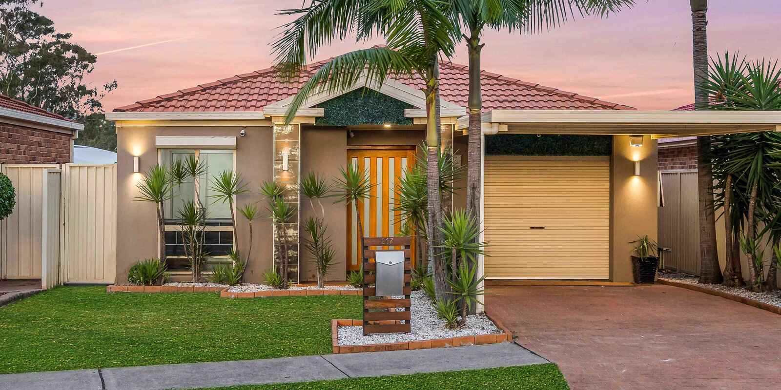 217 Whitford Road Green Valley 217 Whitford Road Green Valley