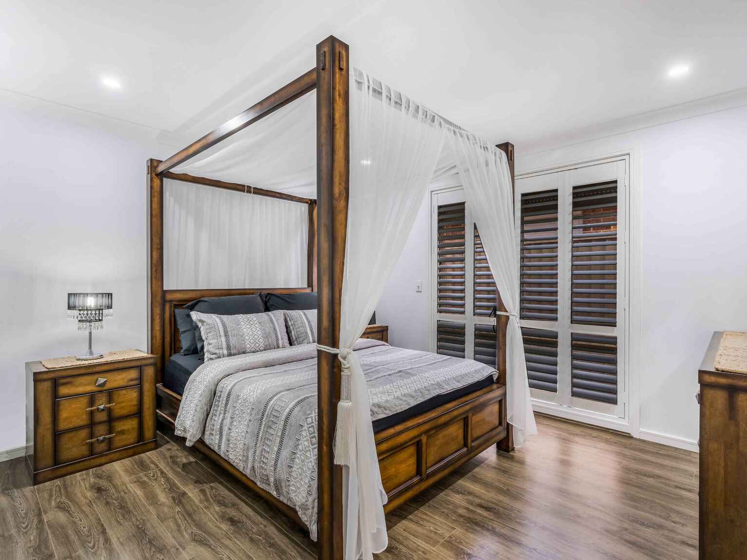 217 Whitford Road Green Valley