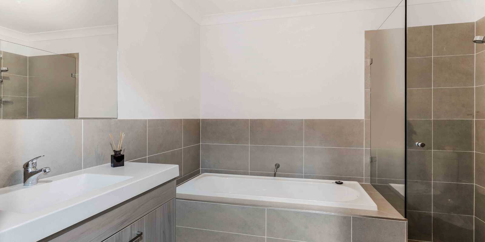 2 & 2a Jardine Drive Edmondson Park 2 & 2a Jardine Drive Edmondson Park