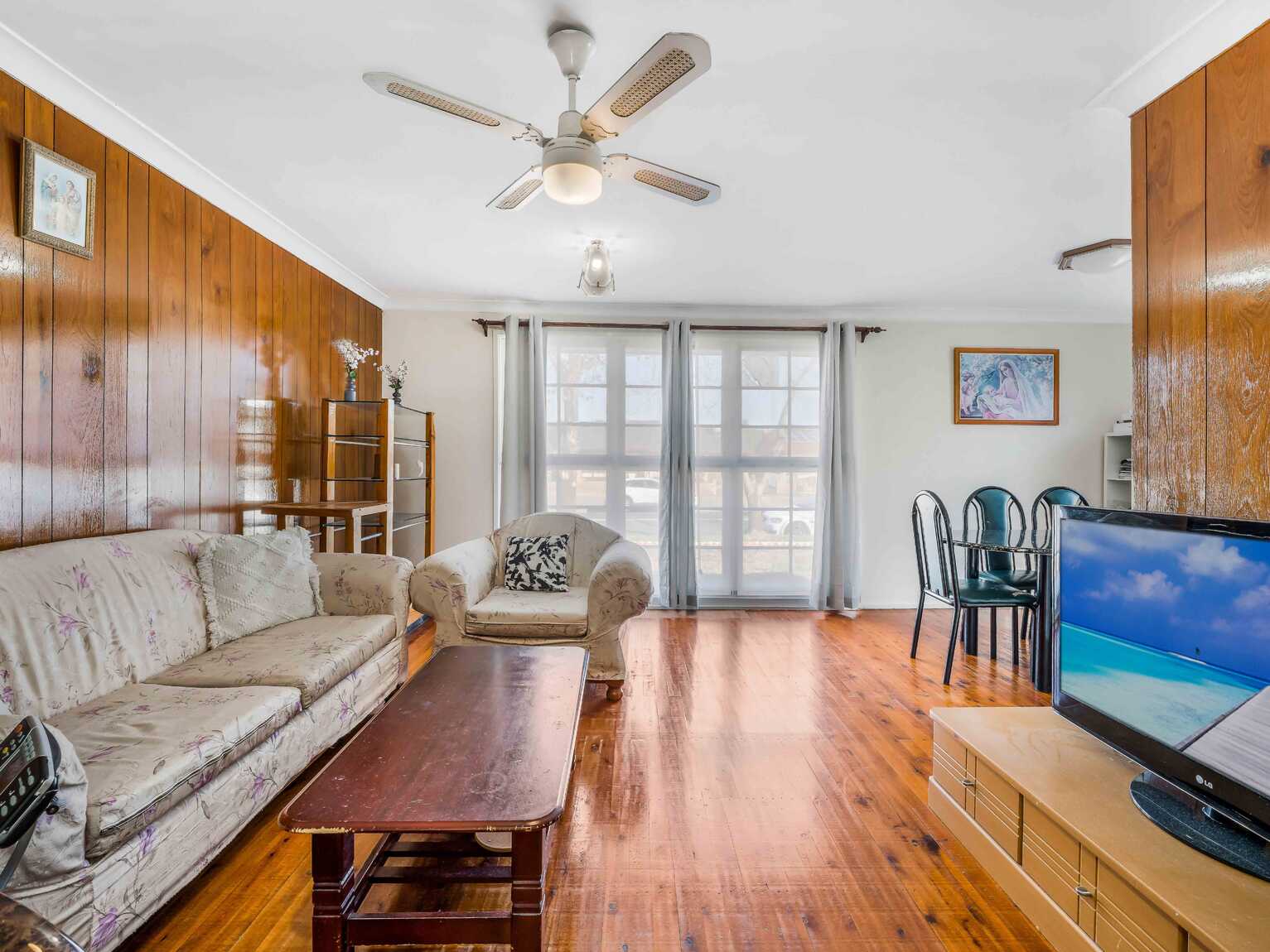 3 Canberra Street St Johns Park 3 Canberra Street St Johns Park