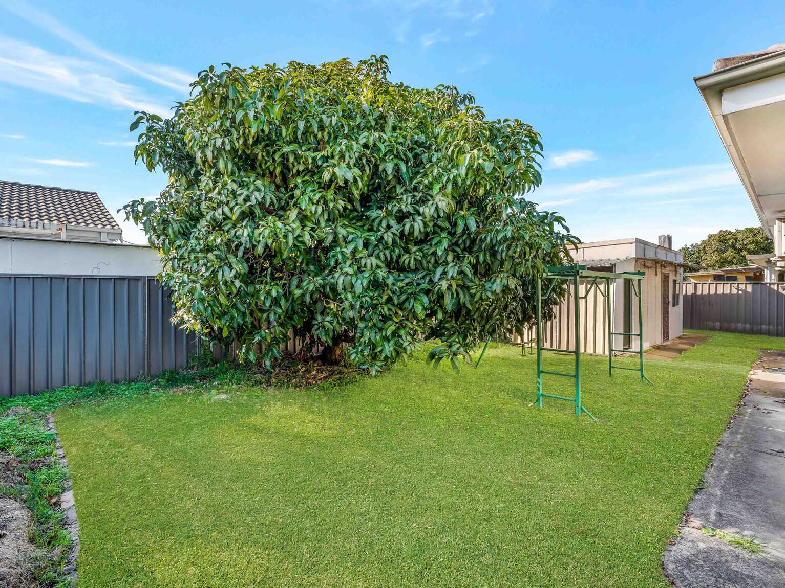 3 Canberra Street St Johns Park 3 Canberra Street St Johns Park