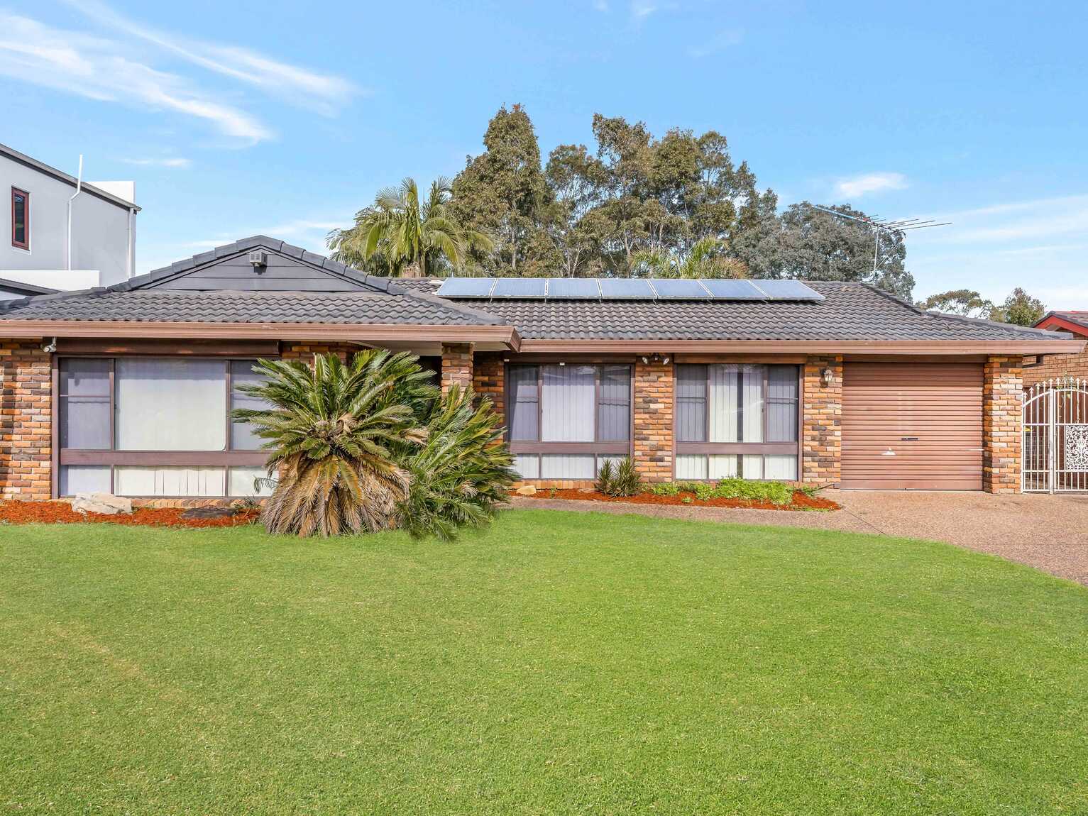 24 Mornington Place Hinchinbrook