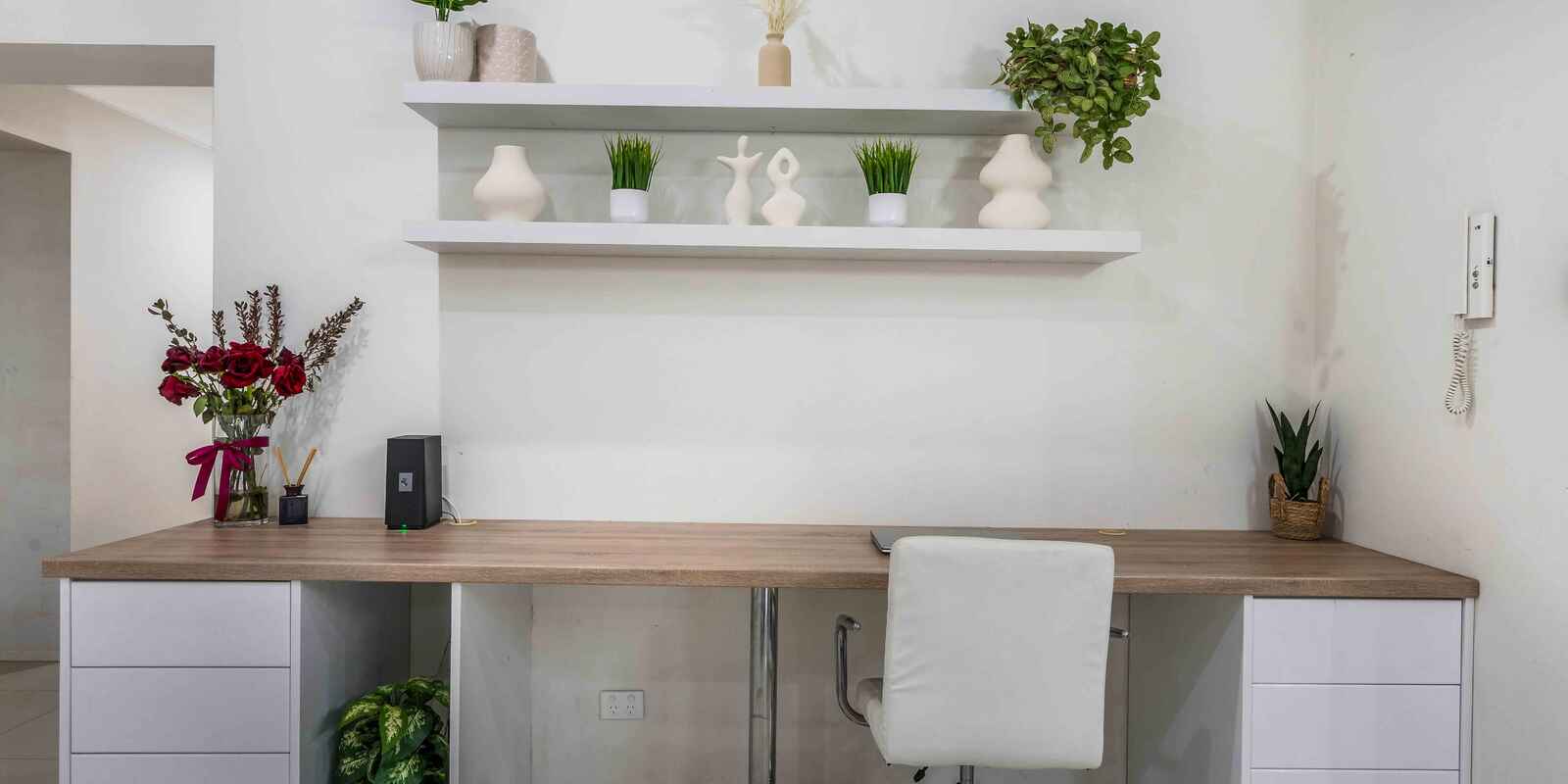 166 Rosedale Circuit Carnes Hill 166 Rosedale Circuit Carnes Hill