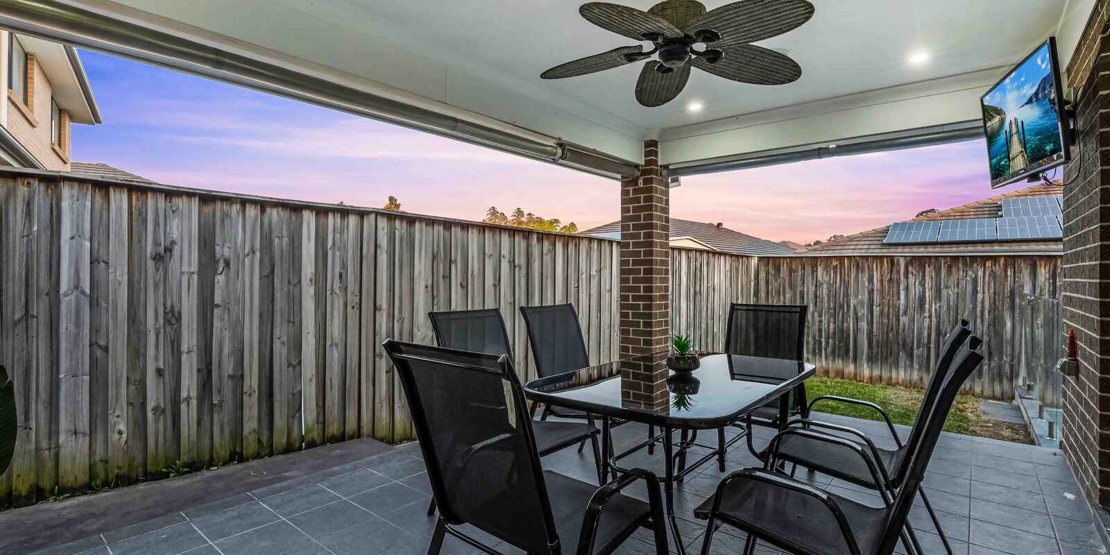 166 Rosedale Circuit Carnes Hill 166 Rosedale Circuit Carnes Hill