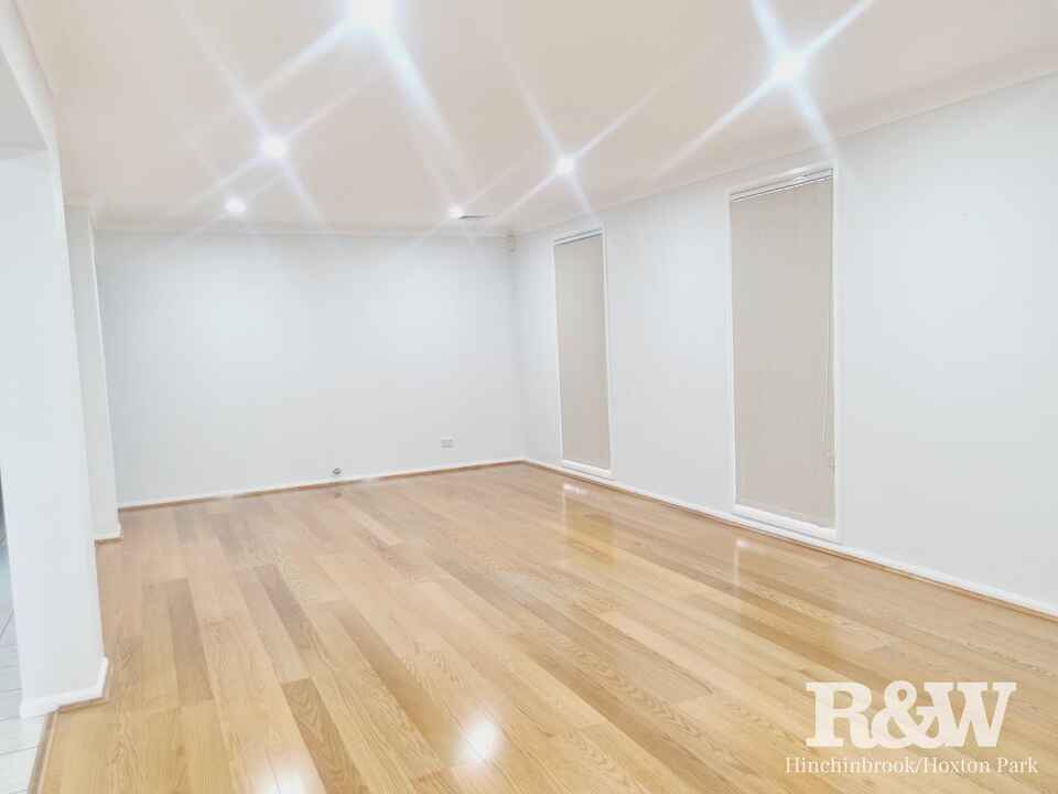 27 Strzlecki Drive Horningsea Park