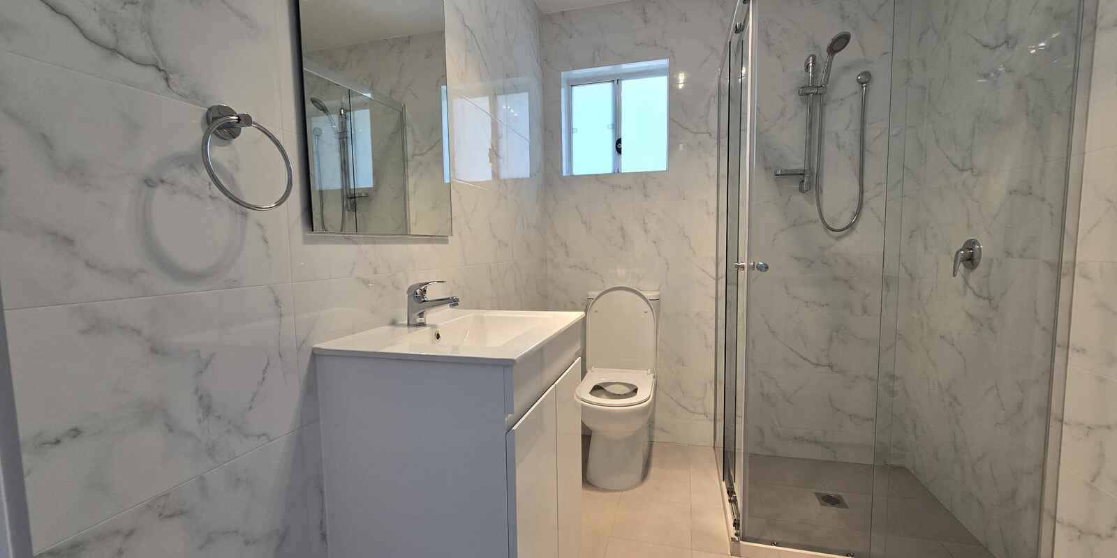 13A Catherine street Lurnea 13A Catherine street Lurnea