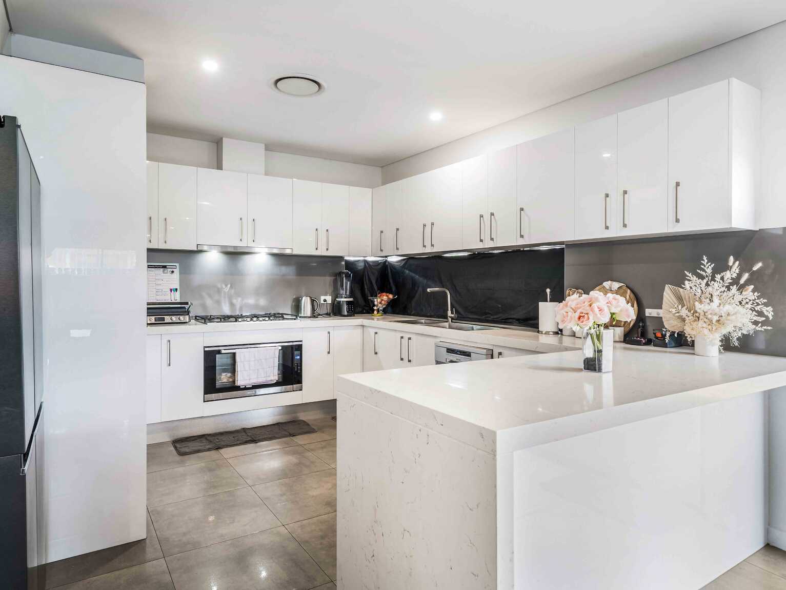 2a Warialda Way Hinchinbrook