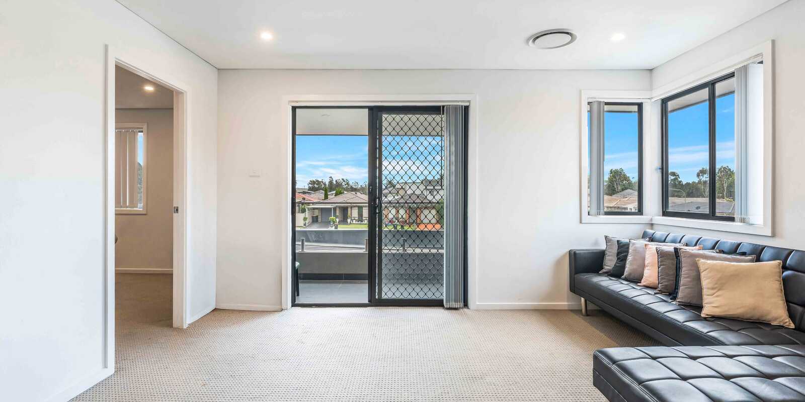 2a Warialda Way Hinchinbrook