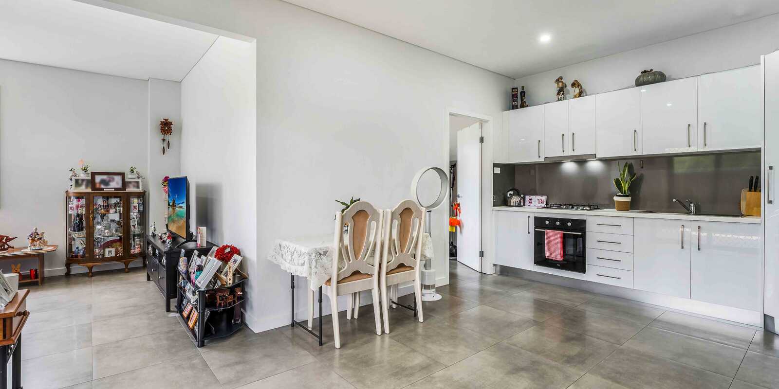 2a Warialda Way Hinchinbrook