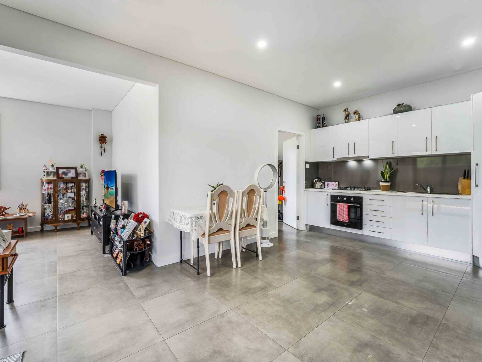 2a Warialda Way Hinchinbrook
