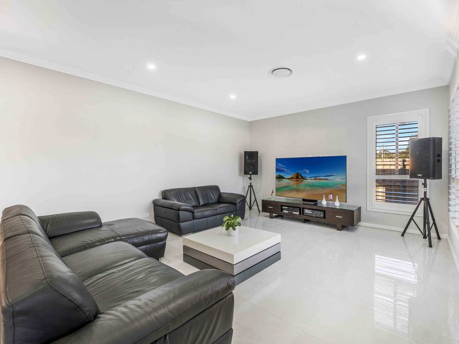 99 Rosedale Circuit Carnes Hill 99 Rosedale Circuit Carnes Hill