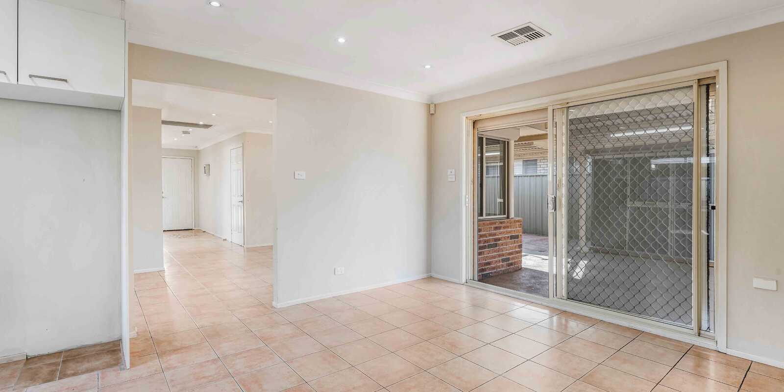 3 Merriwa Avenue Hoxton Park 3 Merriwa Avenue Hoxton Park