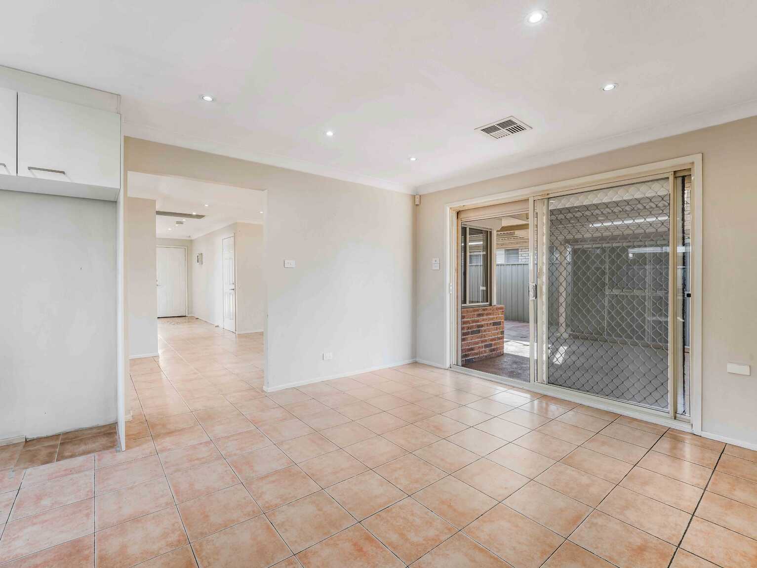 3 Merriwa Avenue Hoxton Park 3 Merriwa Avenue Hoxton Park