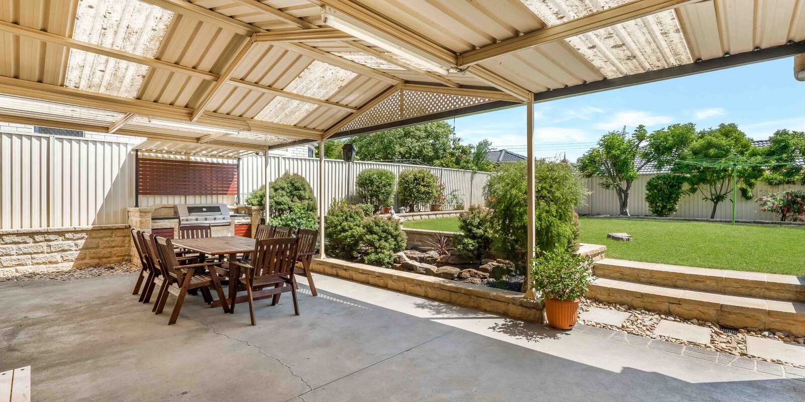 27 Mathinna Circuit West Hoxton