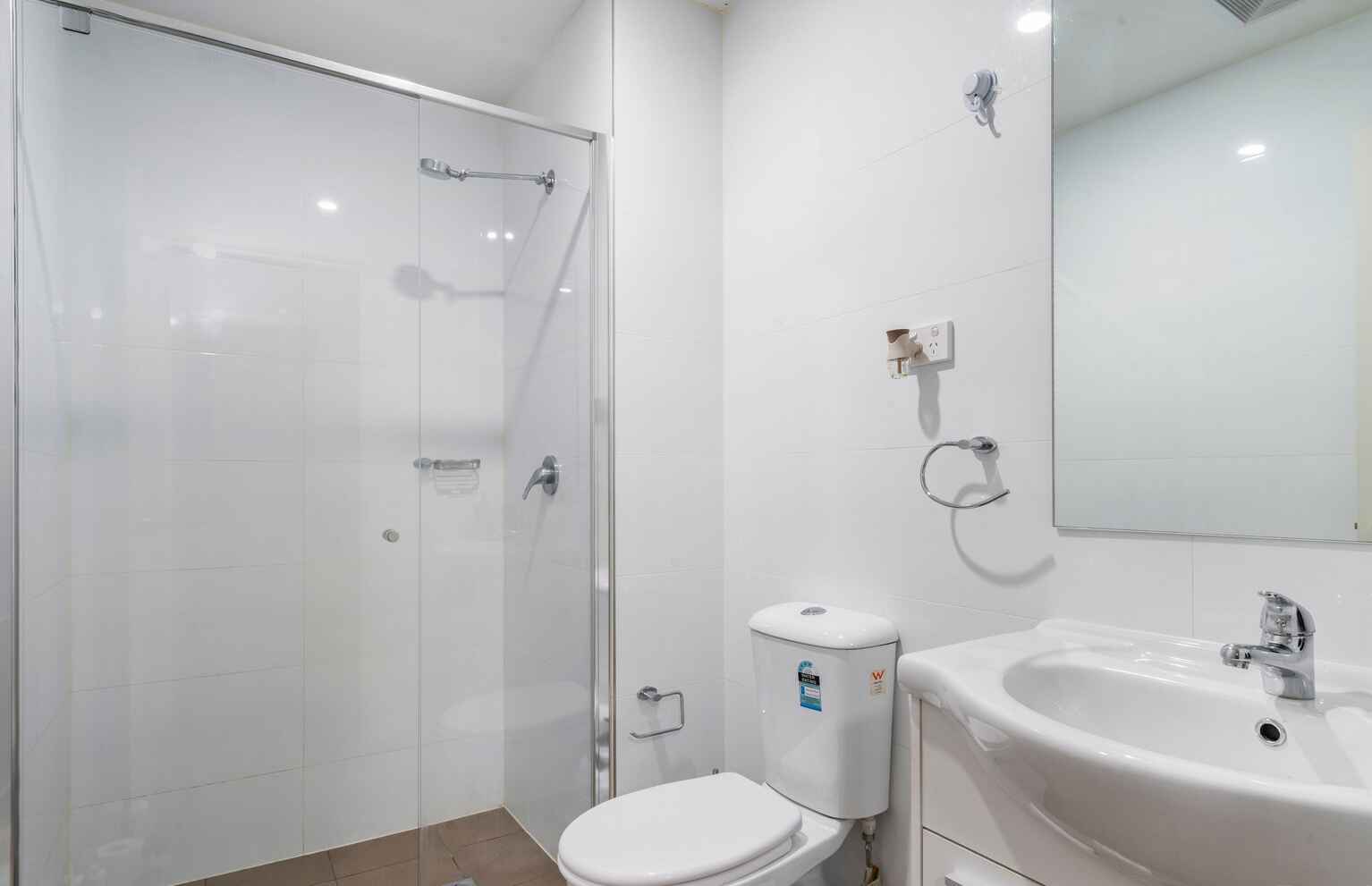 2/15-17 Castlereagh Street Liverpool 2/15-17 Castlereagh Street Liverpool