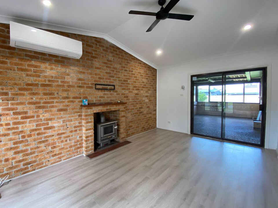 8 Albatross Avenue Hinchinbrook