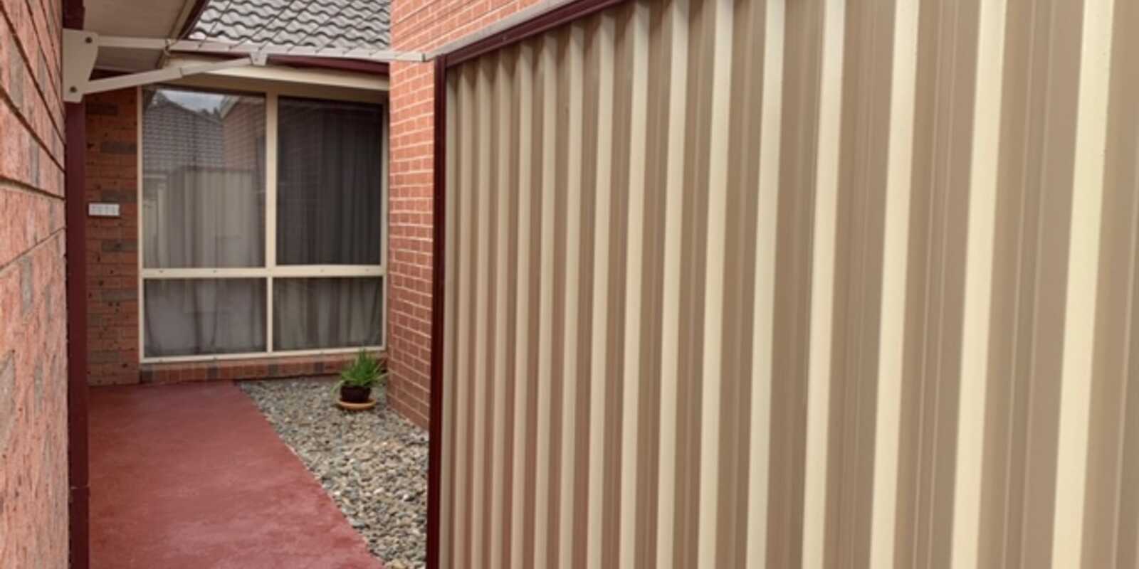 15 Byron Bay Cl Hoxton Park