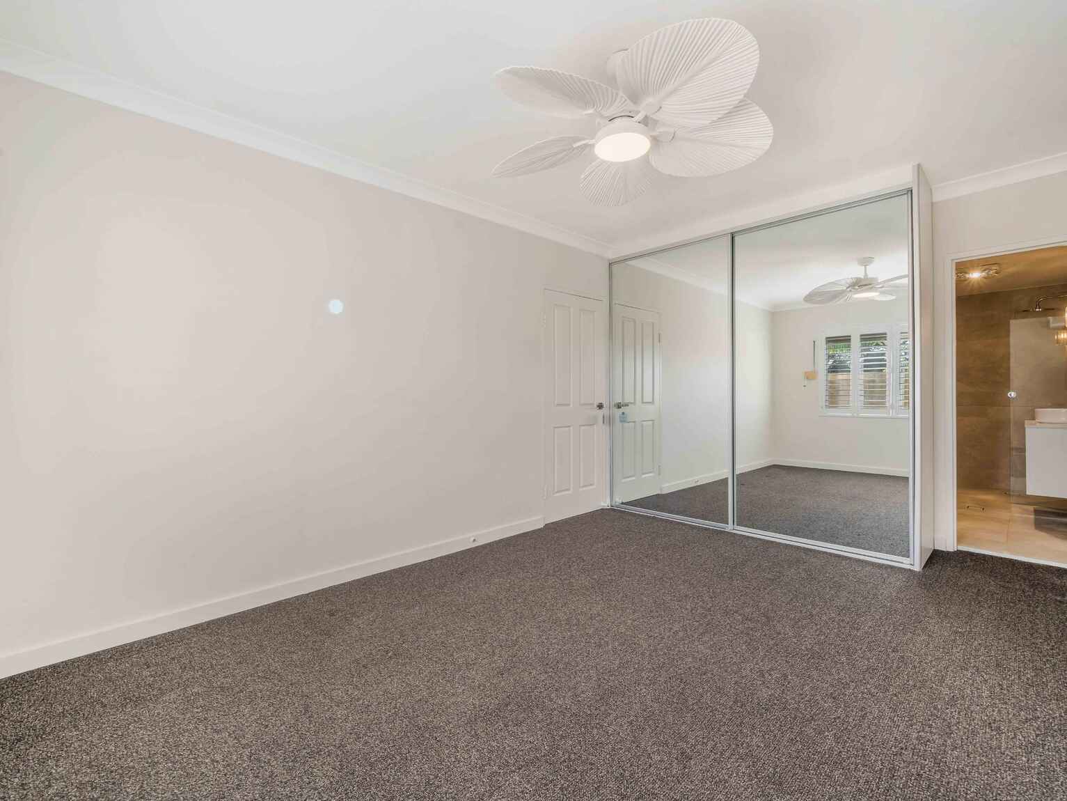 10/21-27 Amy Street Regents Park 10/21-27 Amy Street Regents Park