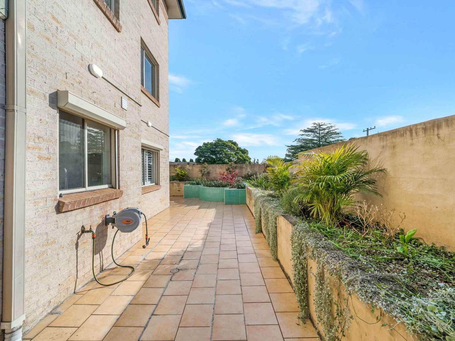 10/21-27 Amy Street Regents Park 10/21-27 Amy Street Regents Park