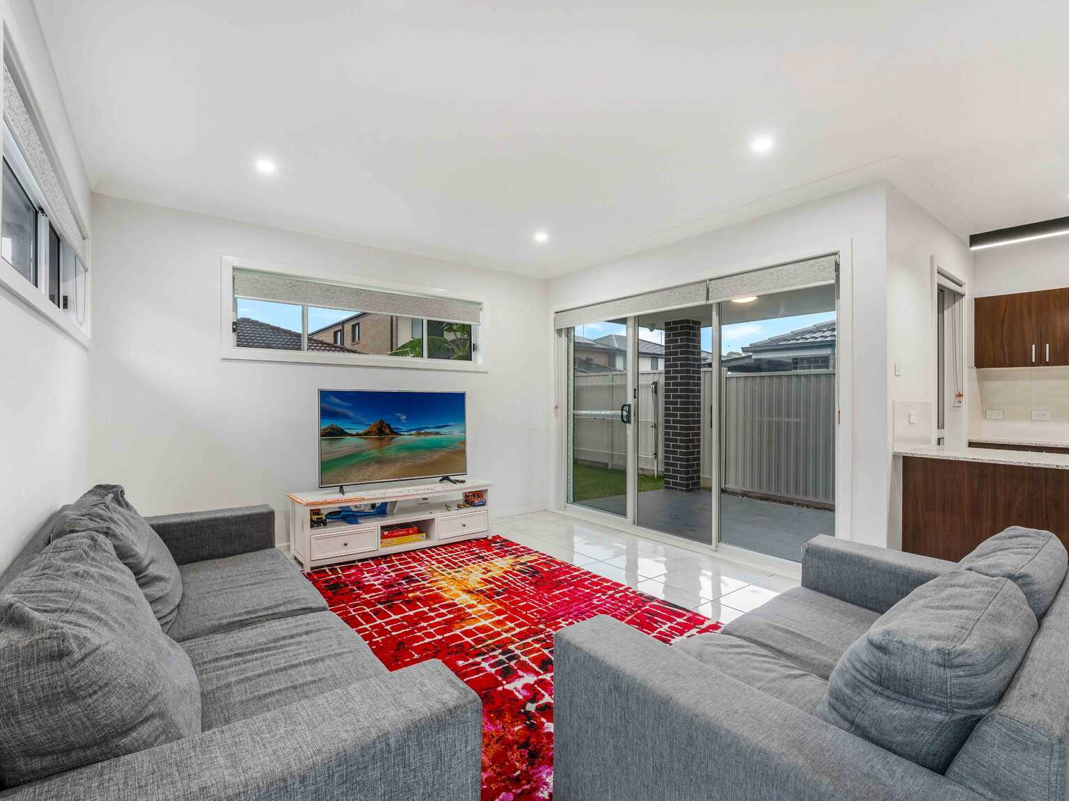 78 Tokyo Road Austral 78 Tokyo Road Austral