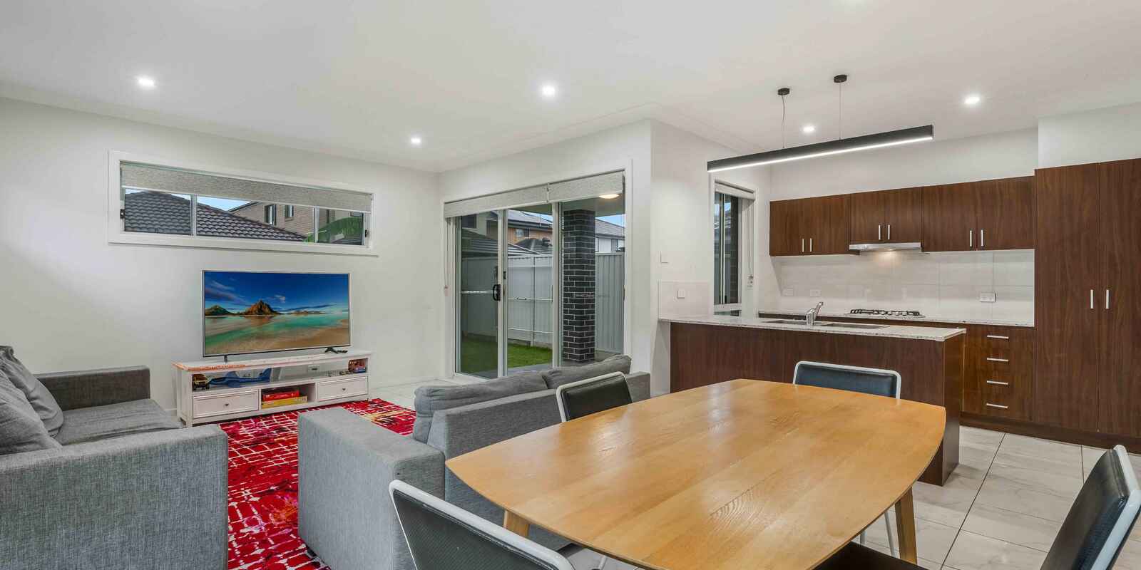 78 Tokyo Road Austral 78 Tokyo Road Austral