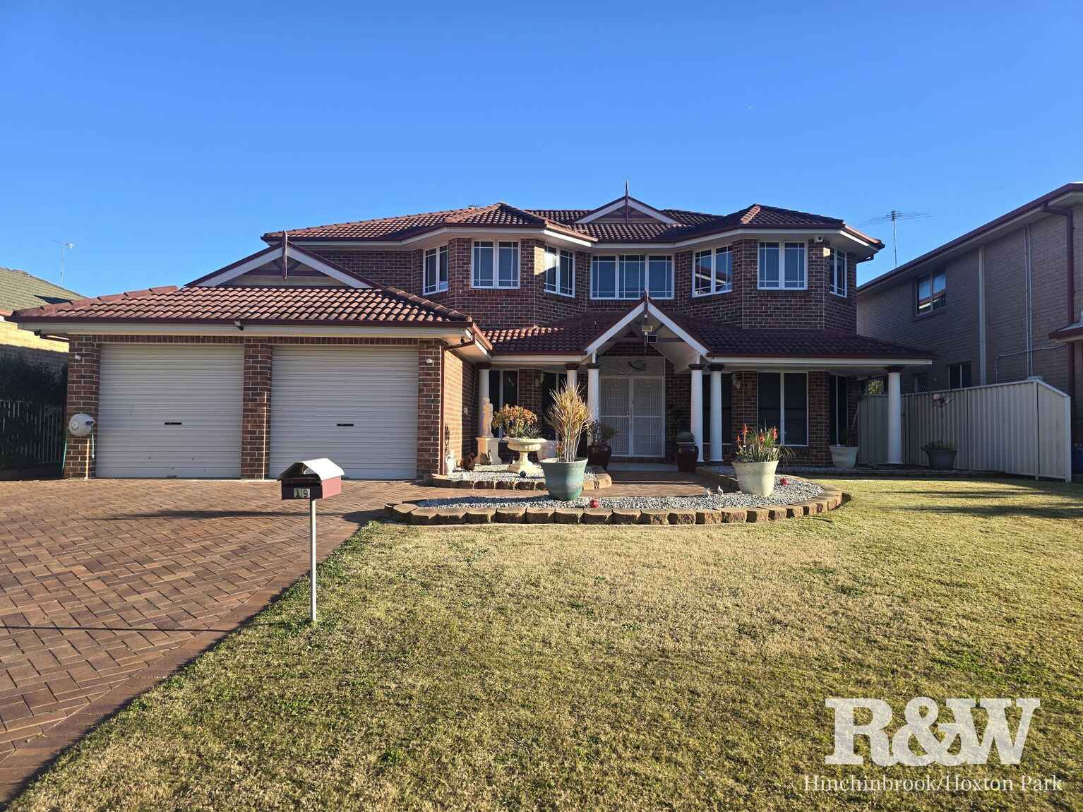 19 Inverness Circuit Cecil Hills
