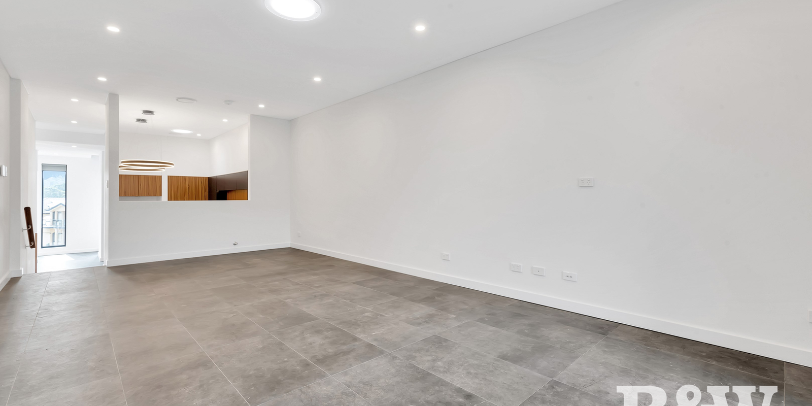 24 Kiernan Crescent Abbotsbury