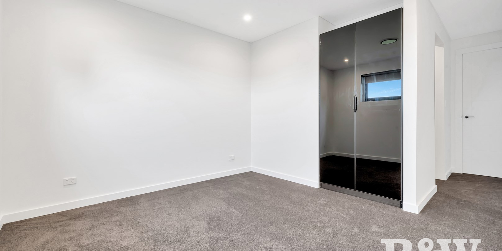 24 Kiernan Crescent Abbotsbury