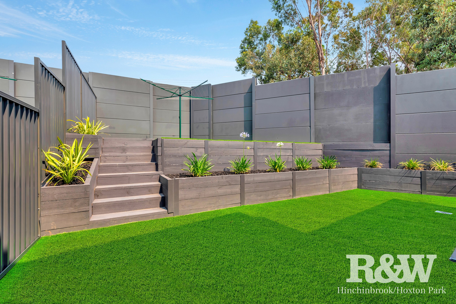 24 Kiernan Crescent Abbotsbury