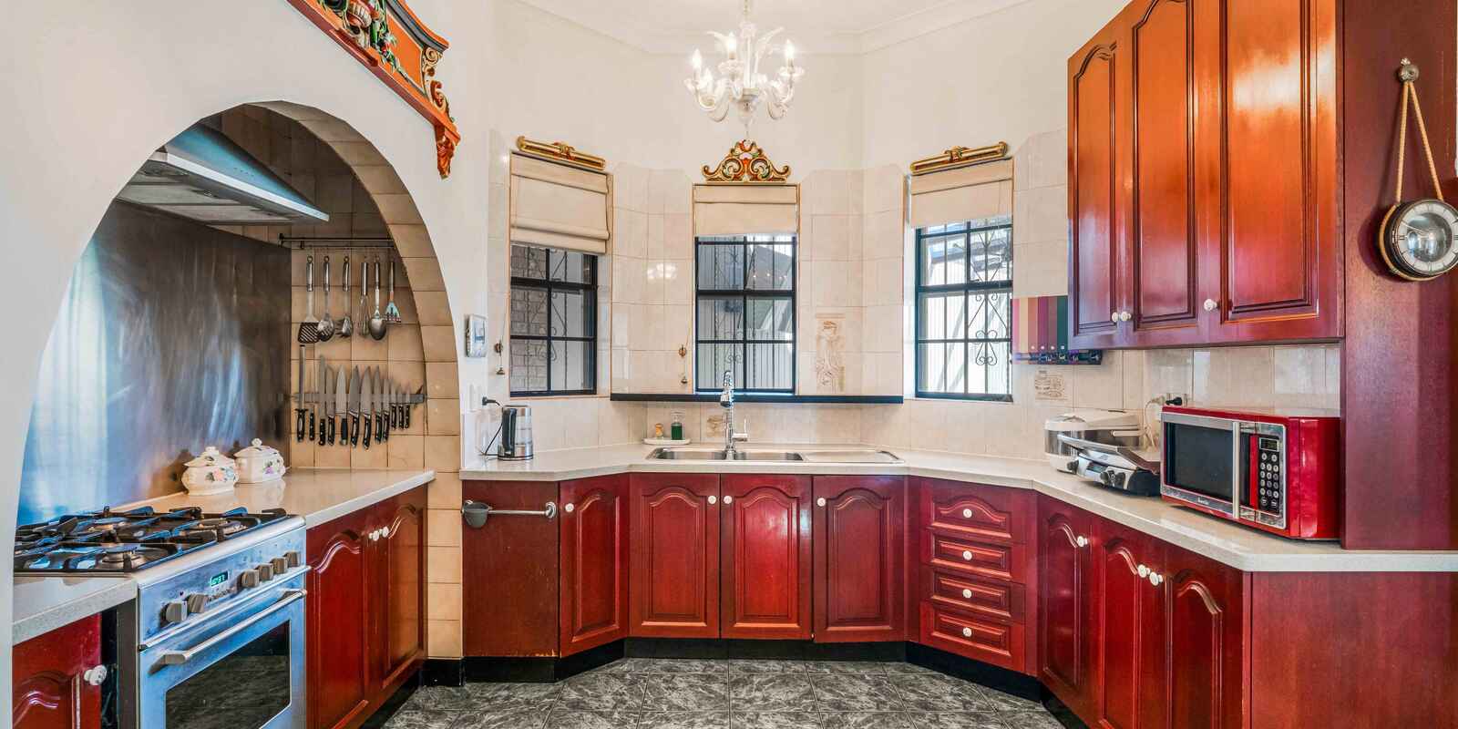 6 Gazi Close Bossley Park