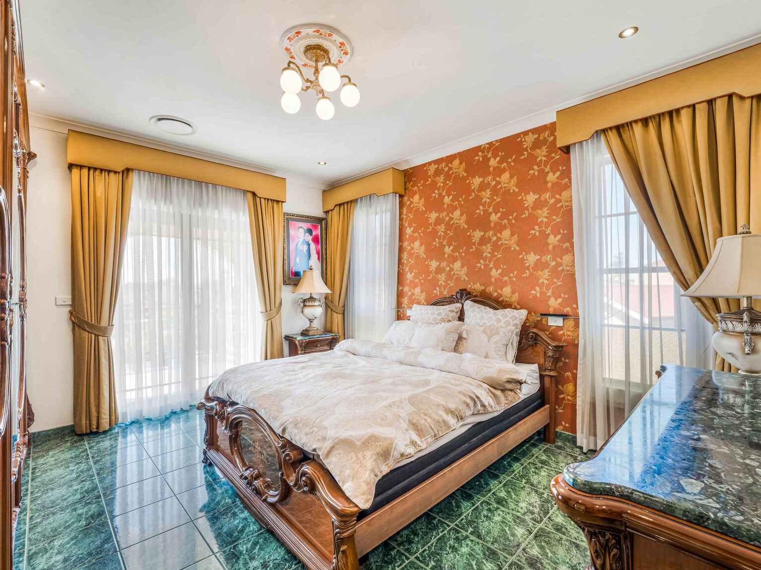 6 Gazi Close Bossley Park