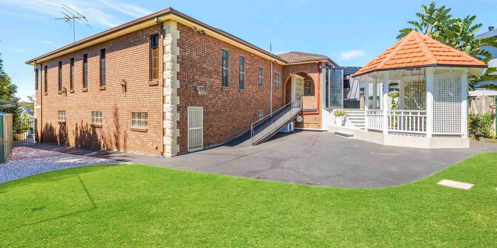 6 Gazi Close Bossley Park