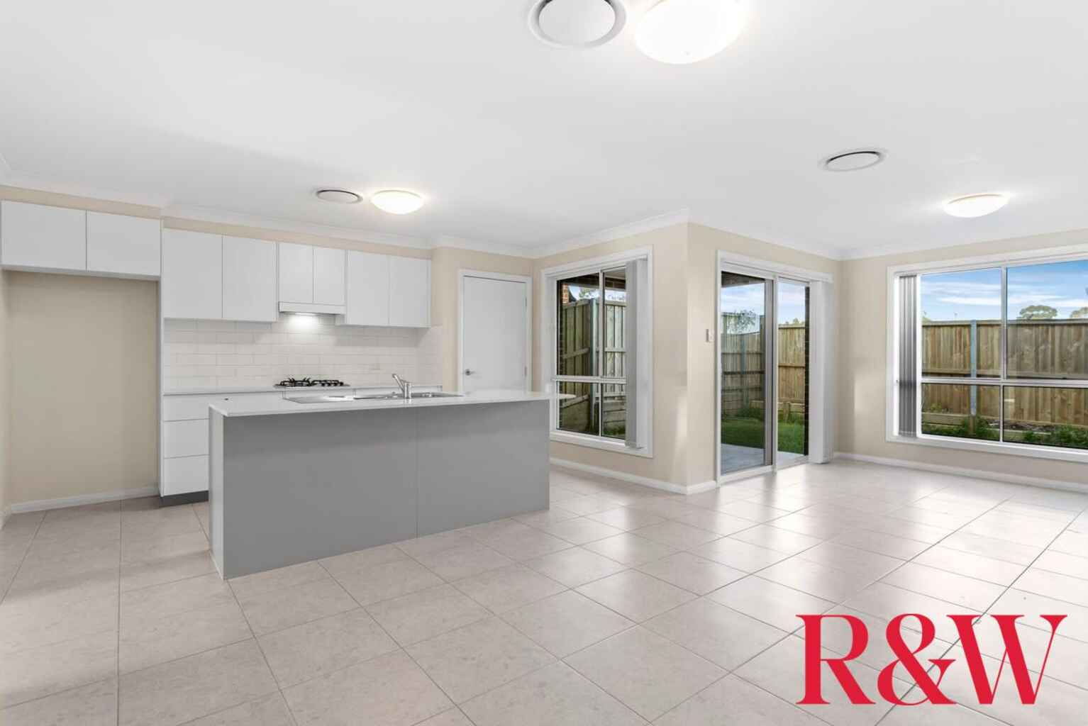 82 Webber Circuit Bardia