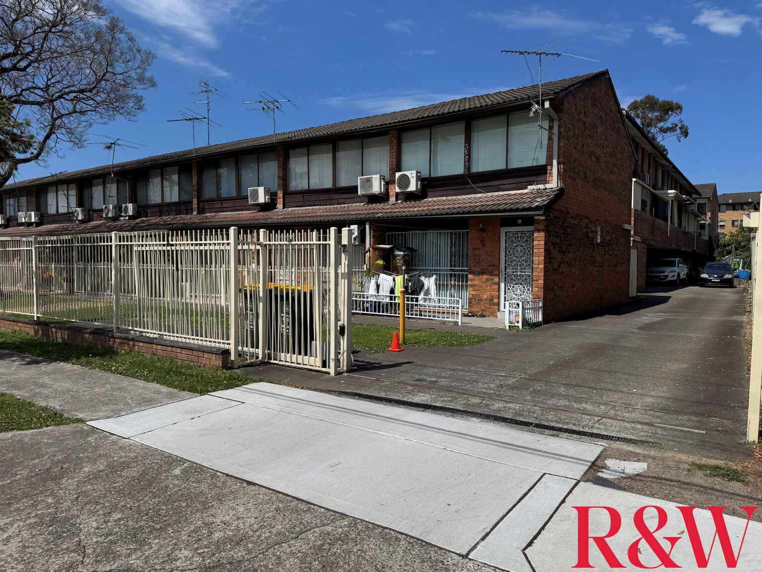 2/26 St Johns Road Cabramatta 2/26 St Johns Road Cabramatta